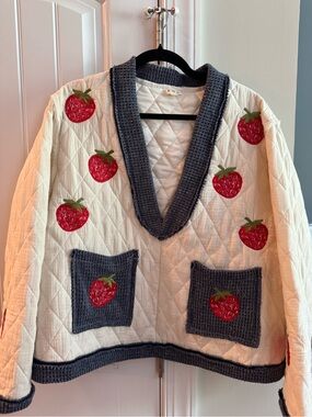 POL Quilted Cream V-neck pullover with blue Knit Trim with strawberries